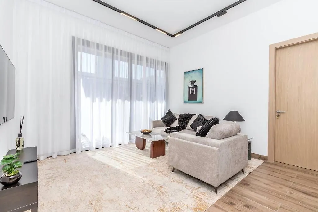 Luxury Apartment In Oakley Square Residences, Jvc Dubai