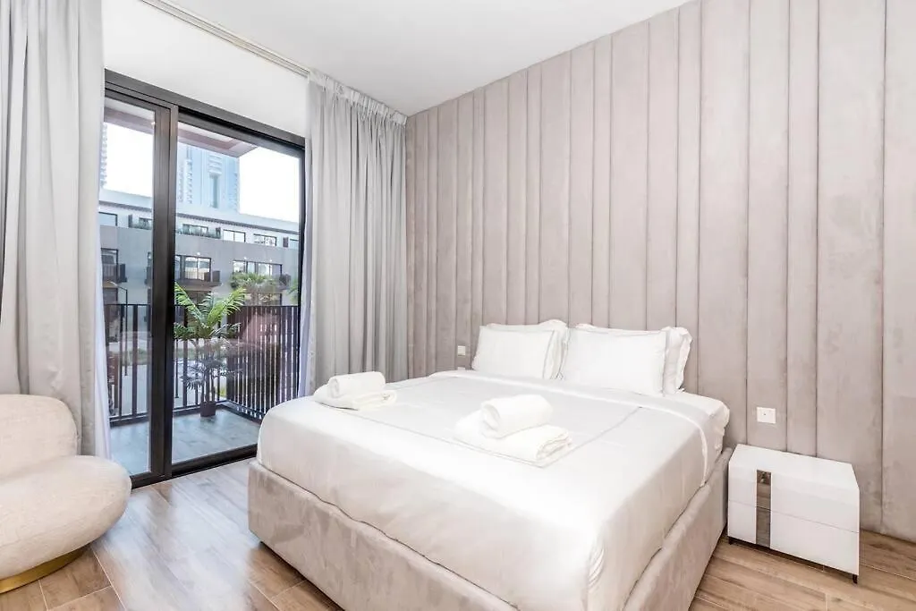 Luxury Apartment In Oakley Square Residences, Jvc Dubai United Arab Emirates