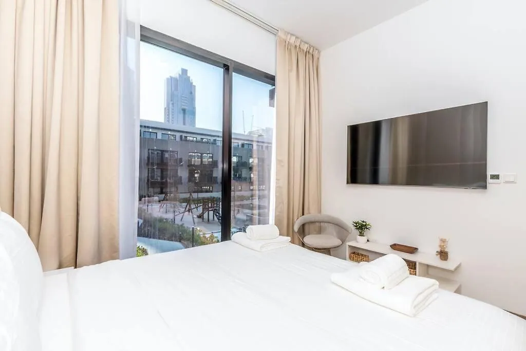 Luxury Apartment In Oakley Square Residences, Jvc Dubai